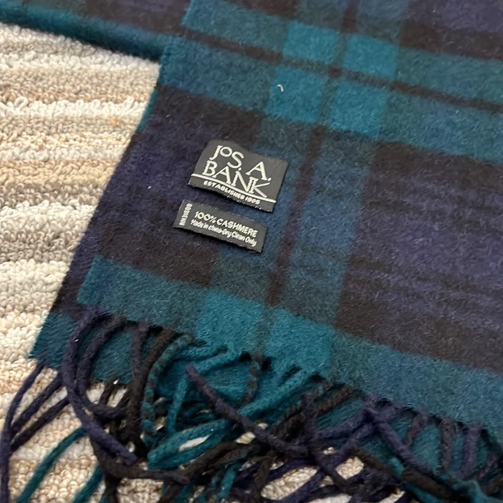 Jos.A.Bank cashmere scarf unisex about 12x64